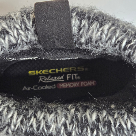 Skechers Chile Black Faux Suede Memory Foam Knit Cuff Ankle Boot Bootie Sz 6 - Picture 10 of 11